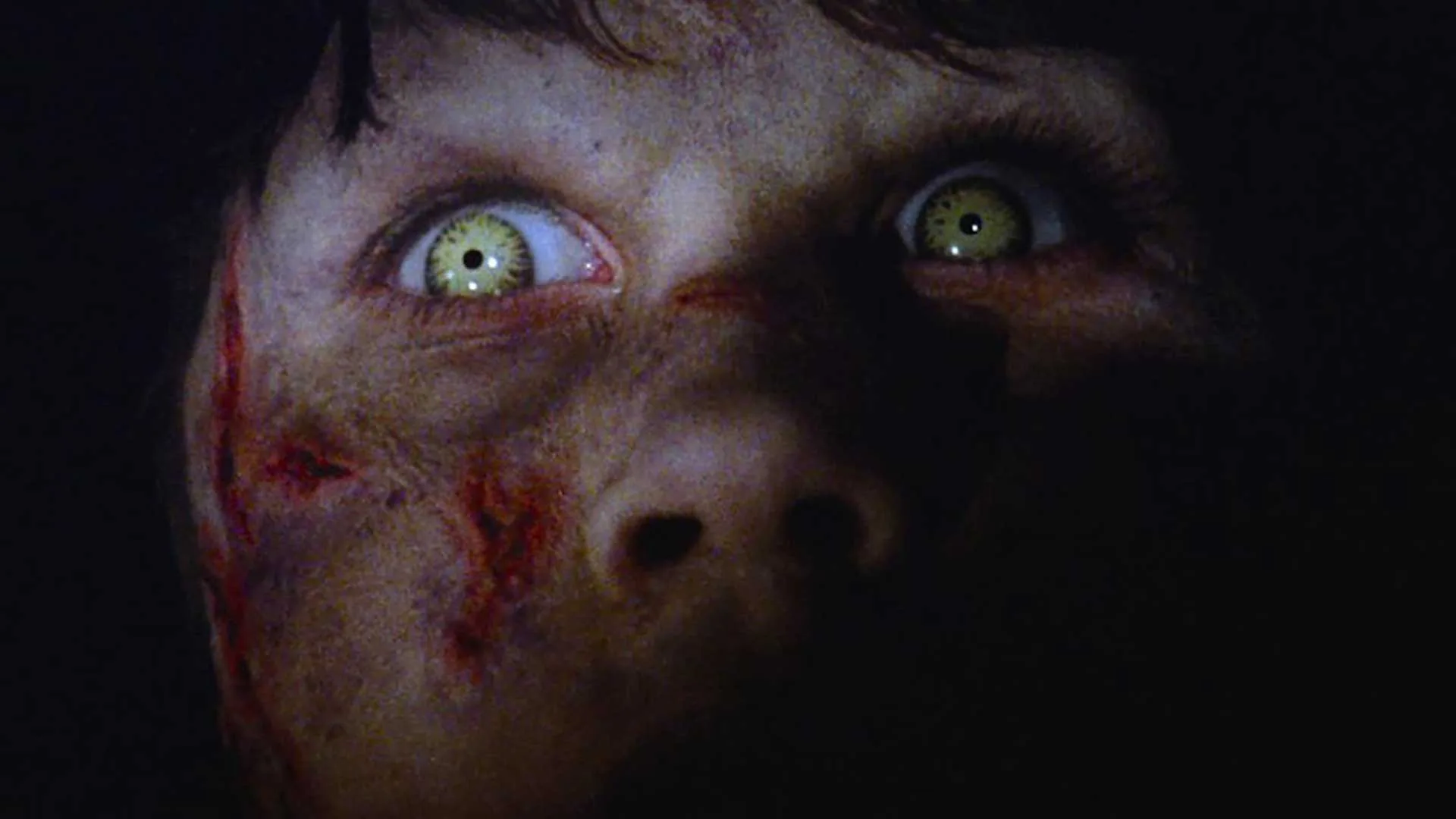 Кадр из фильма Изгоняющий дьявола Изгоняющий дьявола